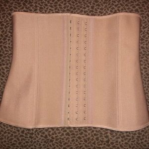 Waist Trainer never worn size Medium